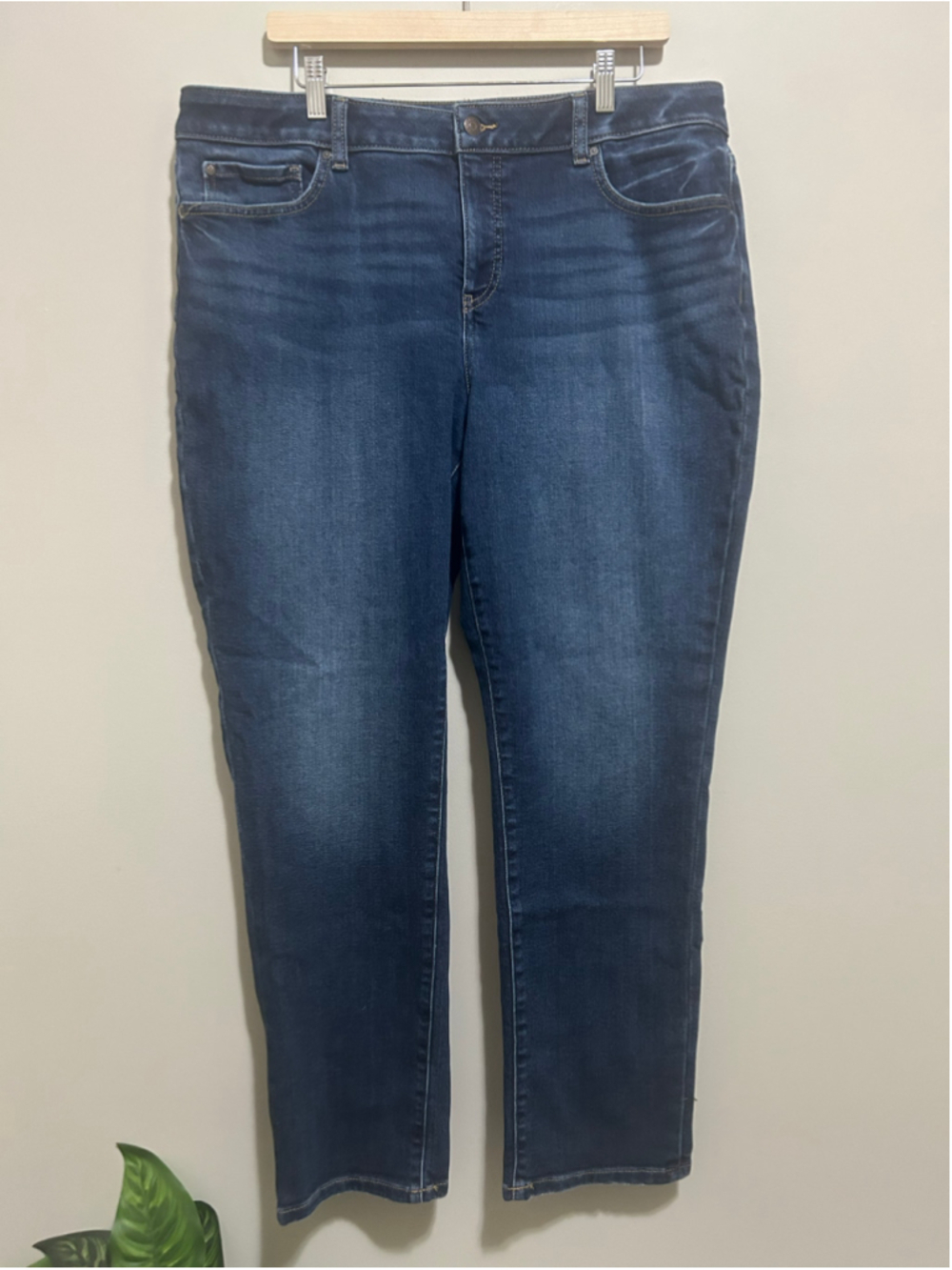 Women's Denver Hayes Straight Leg Jeans Blue Size 16W